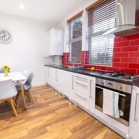 דירה Modern Close To City Centre With Parking לידס